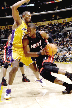 肋部对人不 肋部对人不