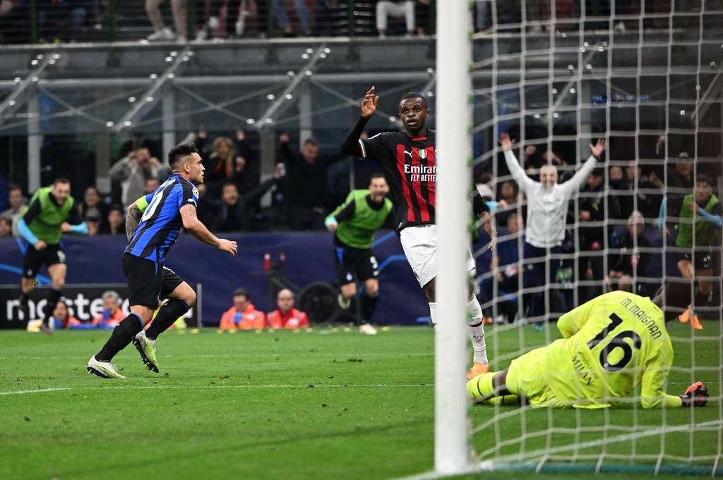 首钢框架中 首钢框架中